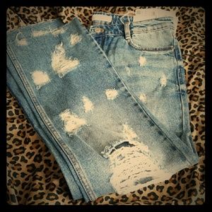 Zara  trf distressed jeans